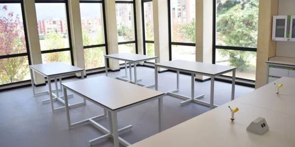 Hebrew Colombo Laboratory